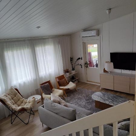 רובניימי Sunstar Villa מראה חיצוני תמונה