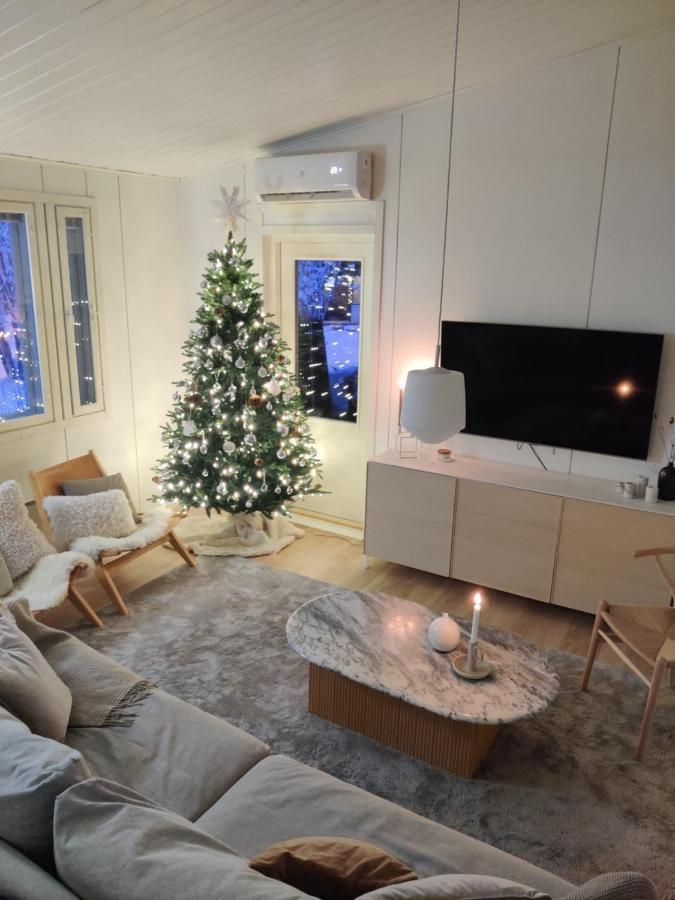 רובניימי Sunstar Villa מראה חיצוני תמונה