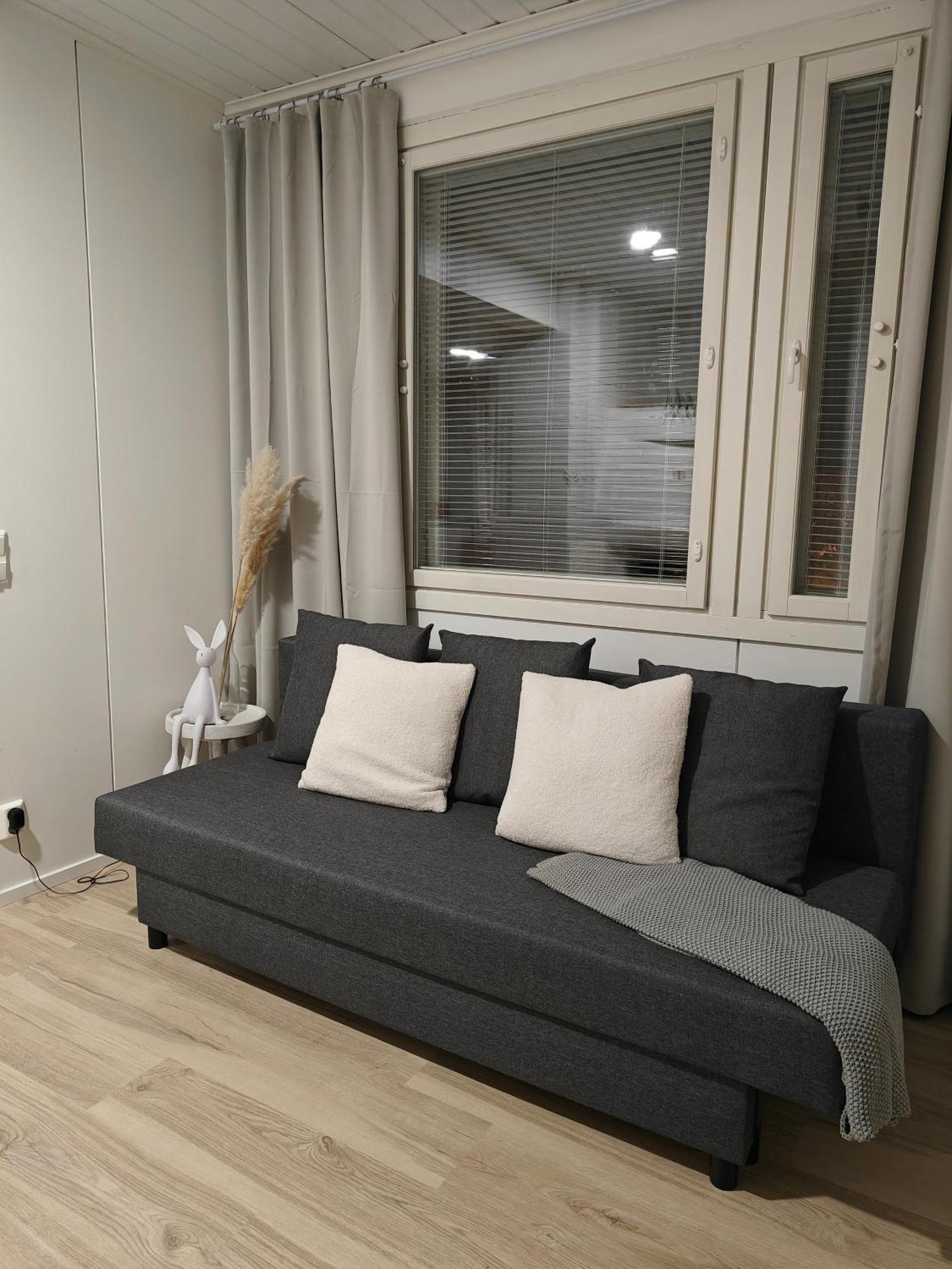 רובניימי Sunstar Villa מראה חיצוני תמונה
